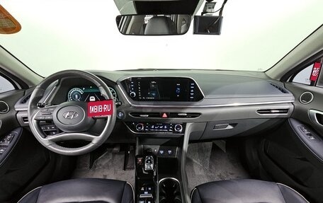 Hyundai Sonata VIII, 2021 год, 2 165 000 рублей, 20 фотография
