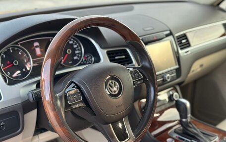Volkswagen Touareg III, 2014 год, 2 990 000 рублей, 2 фотография