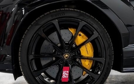Lamborghini Urus I, 2020 год, 25 000 000 рублей, 18 фотография