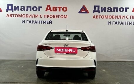 Hyundai Solaris II рестайлинг, 2021 год, 1 639 000 рублей, 4 фотография