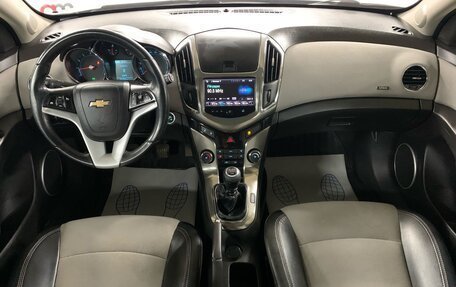 Chevrolet Cruze II, 2014 год, 789 000 рублей, 9 фотография
