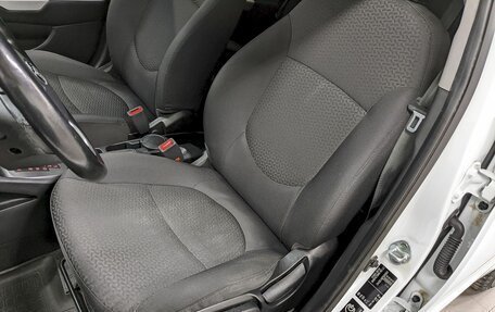 KIA Rio III рестайлинг, 2014 год, 990 000 рублей, 14 фотография