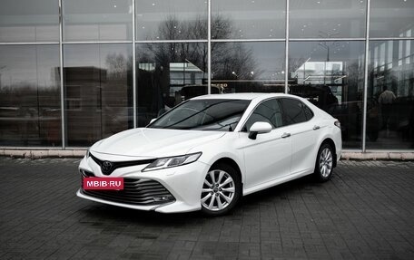Toyota Camry, 2018 год, 2 883 284 рублей, 2 фотография