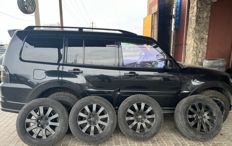 Mitsubishi Pajero IV, 2007 год, 1 350 000 рублей, 17 фотография