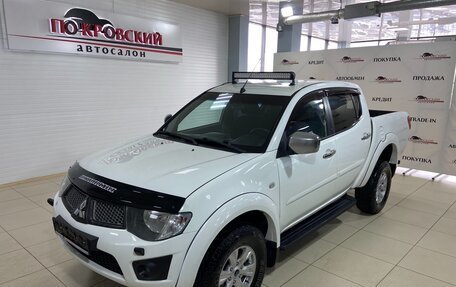 Mitsubishi L200 IV рестайлинг, 2011 год, 1 240 000 рублей, 2 фотография