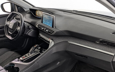 Peugeot 5008 II, 2018 год, 2 100 000 рублей, 13 фотография