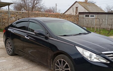 Hyundai Sonata VI, 2011 год, 1 460 000 рублей, 2 фотография