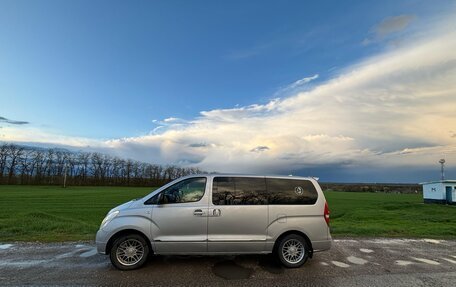 Hyundai Grand Starex Grand Starex I рестайлинг 2, 2008 год, 1 650 000 рублей, 4 фотография