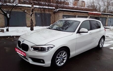 BMW 1 серия, 2017 год, 1 550 000 рублей, 10 фотография