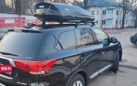 Mitsubishi Outlander III рестайлинг 3, 2017 год, 1 850 000 рублей, 8 фотография
