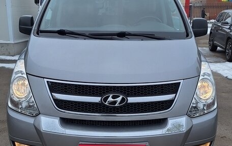 Hyundai Grand Starex Grand Starex I рестайлинг 2, 2011 год, 2 220 000 рублей, 1 фотография