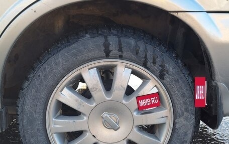 Nissan Bluebird XI, 2001 год, 460 000 рублей, 4 фотография