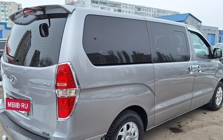Hyundai Grand Starex Grand Starex I рестайлинг 2, 2011 год, 2 220 000 рублей, 10 фотография