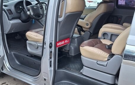 Hyundai Grand Starex Grand Starex I рестайлинг 2, 2011 год, 2 220 000 рублей, 23 фотография