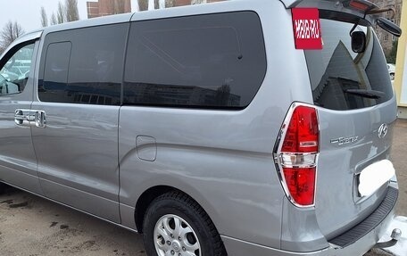 Hyundai Grand Starex Grand Starex I рестайлинг 2, 2011 год, 2 220 000 рублей, 20 фотография