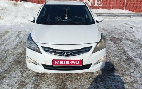 Hyundai Solaris II рестайлинг, 2015 год, 950 000 рублей, 1 фотография