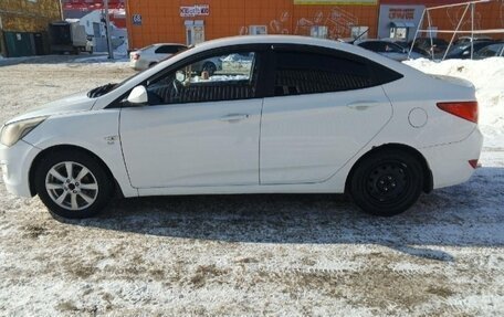 Hyundai Solaris II рестайлинг, 2015 год, 950 000 рублей, 6 фотография