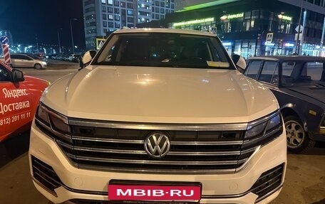 Volkswagen Touareg III, 2019 год, 4 050 000 рублей, 2 фотография