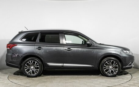 Mitsubishi Outlander III рестайлинг 3, 2015 год, 1 749 789 рублей, 4 фотография
