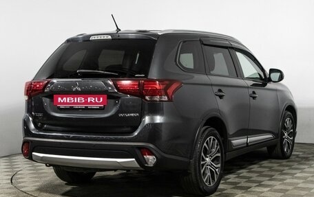 Mitsubishi Outlander III рестайлинг 3, 2015 год, 1 749 789 рублей, 5 фотография