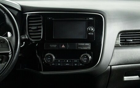 Mitsubishi Outlander III рестайлинг 3, 2015 год, 1 749 789 рублей, 14 фотография