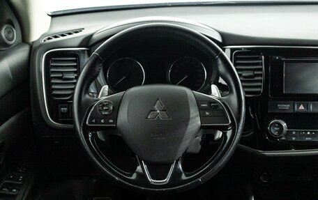 Mitsubishi Outlander III рестайлинг 3, 2015 год, 1 749 789 рублей, 19 фотография