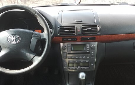 Toyota Avensis III рестайлинг, 2006 год, 785 000 рублей, 15 фотография