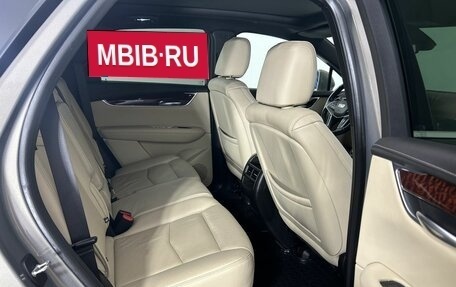 Cadillac XT5 I рестайлинг, 2019 год, 2 600 000 рублей, 17 фотография