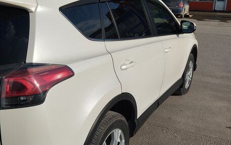 Toyota RAV4, 2016 год, 2 850 000 рублей, 8 фотография