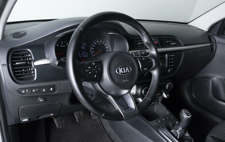 KIA Rio IV, 2017 год, 1 185 000 рублей, 13 фотография