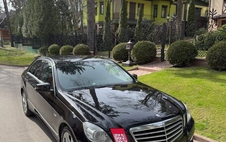 Mercedes-Benz E-Класс, 2010 год, 1 850 000 рублей, 9 фотография