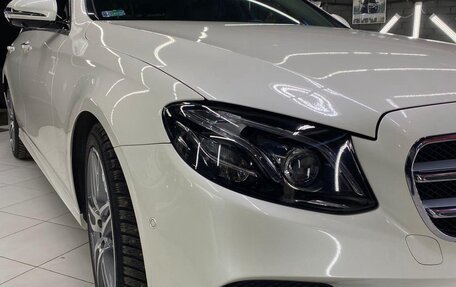 Mercedes-Benz E-Класс, 2019 год, 5 000 050 рублей, 15 фотография