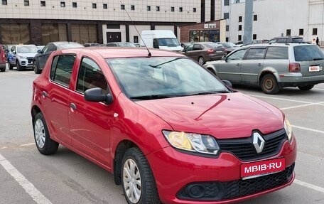 Renault Sandero II рестайлинг, 2015 год, 650 000 рублей, 1 фотография