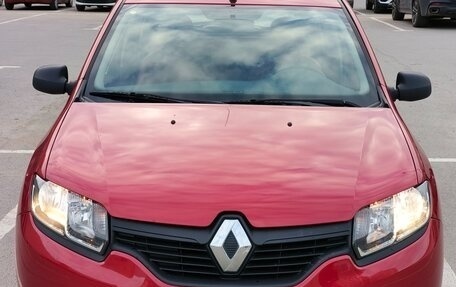 Renault Sandero II рестайлинг, 2015 год, 650 000 рублей, 2 фотография
