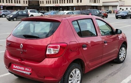 Renault Sandero II рестайлинг, 2015 год, 650 000 рублей, 3 фотография