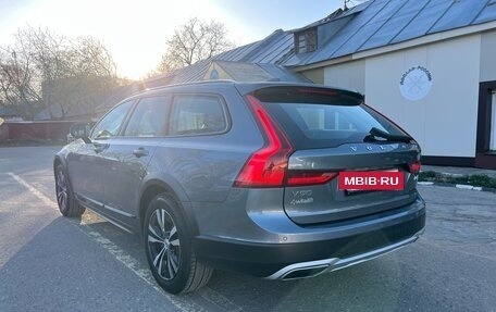 Volvo V90 Cross Country I рестайлинг, 2019 год, 3 350 000 рублей, 7 фотография