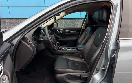 Infiniti Q50 I рестайлинг, 2014 год, 1 800 000 рублей, 16 фотография