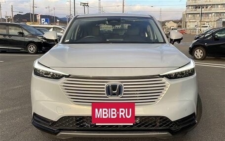Honda Vezel, 2022 год, 1 950 000 рублей, 2 фотография