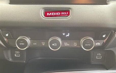 Honda Vezel, 2022 год, 1 950 000 рублей, 11 фотография