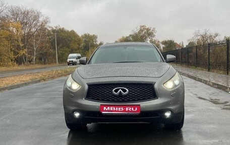 Infiniti FX II, 2010 год, 2 100 000 рублей, 1 фотография