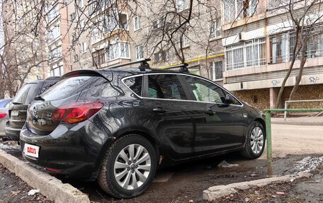 Opel Astra J, 2011 год, 720 000 рублей, 2 фотография