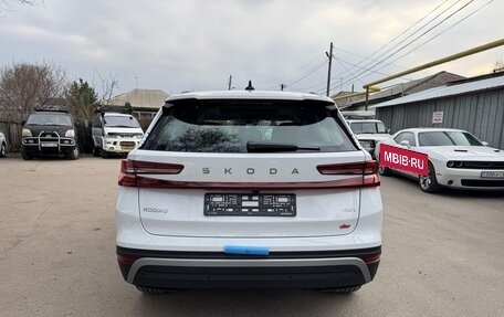 Skoda Kodiaq, 2025 год, 5 800 000 рублей, 4 фотография