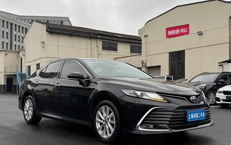 Toyota Crown, 2021 год, 2 250 000 рублей, 3 фотография