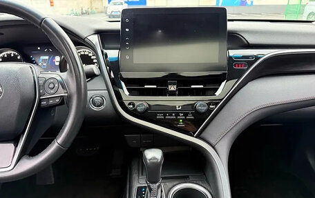 Toyota Crown, 2021 год, 2 250 000 рублей, 10 фотография