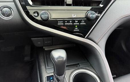 Toyota Crown, 2021 год, 2 250 000 рублей, 21 фотография