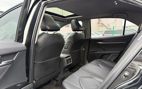 Toyota Crown, 2021 год, 2 250 000 рублей, 28 фотография