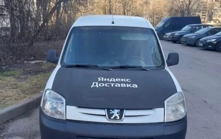 Peugeot Partner II рестайлинг 2, 2011 год, 310 000 рублей, 1 фотография