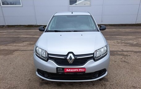 Renault Logan II, 2017 год, 530 000 рублей, 2 фотография