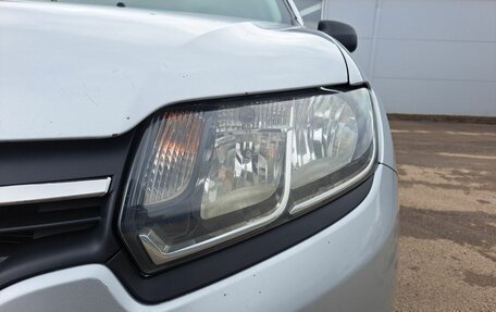 Renault Logan II, 2017 год, 530 000 рублей, 17 фотография
