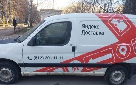 Peugeot Partner II рестайлинг 2, 2011 год, 310 000 рублей, 2 фотография